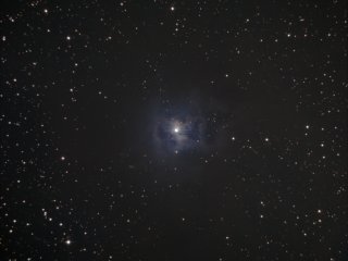 NGC 7023 — Отражательная туманность Ирис с рассеянным звёздным скоплением в созвездии Цефей